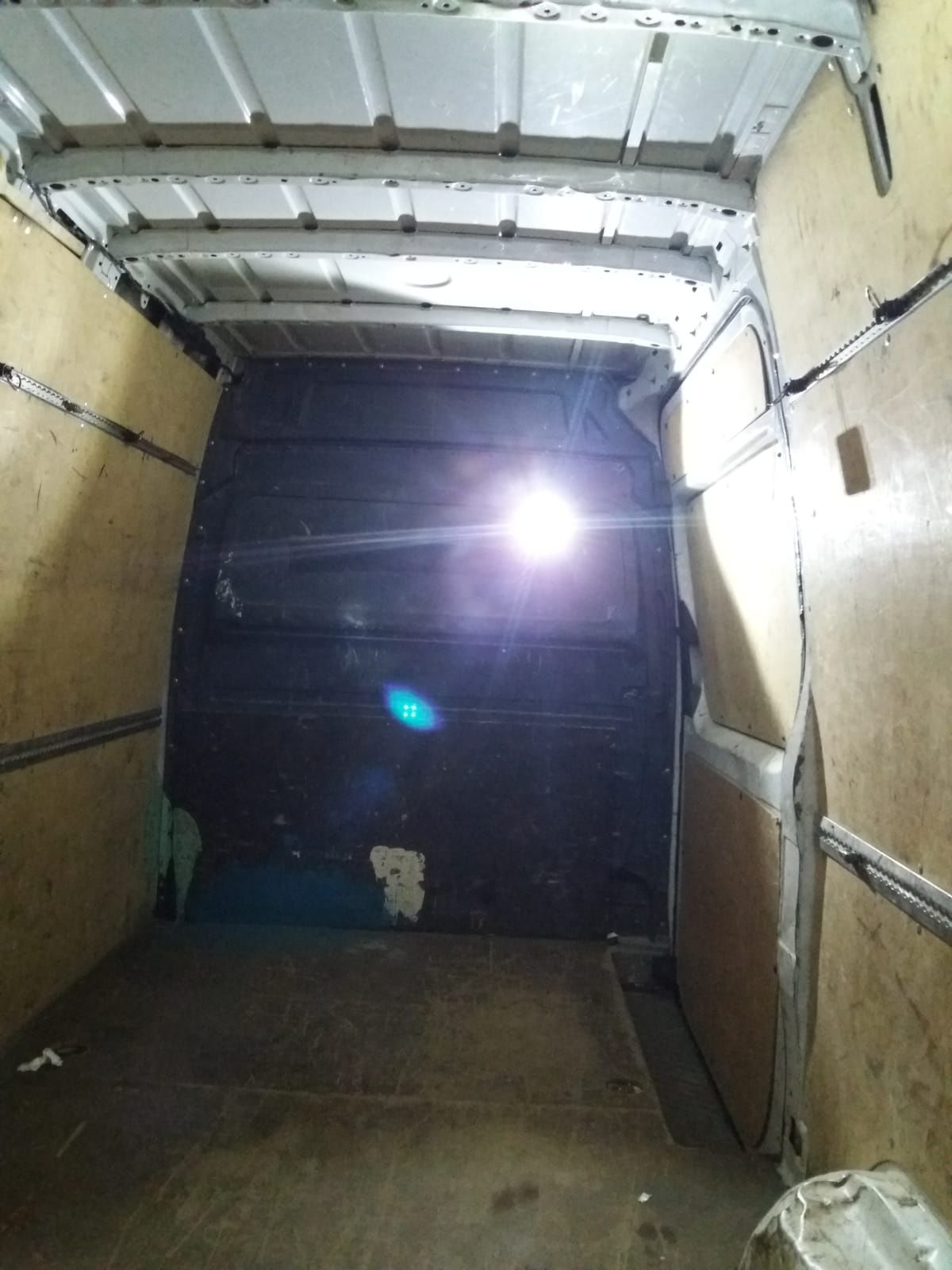 Reflector Led tip Proiector Led 800 Lumeni-acumulator+magnet.NOI