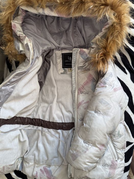 Продам детскую зимнюю  куртку