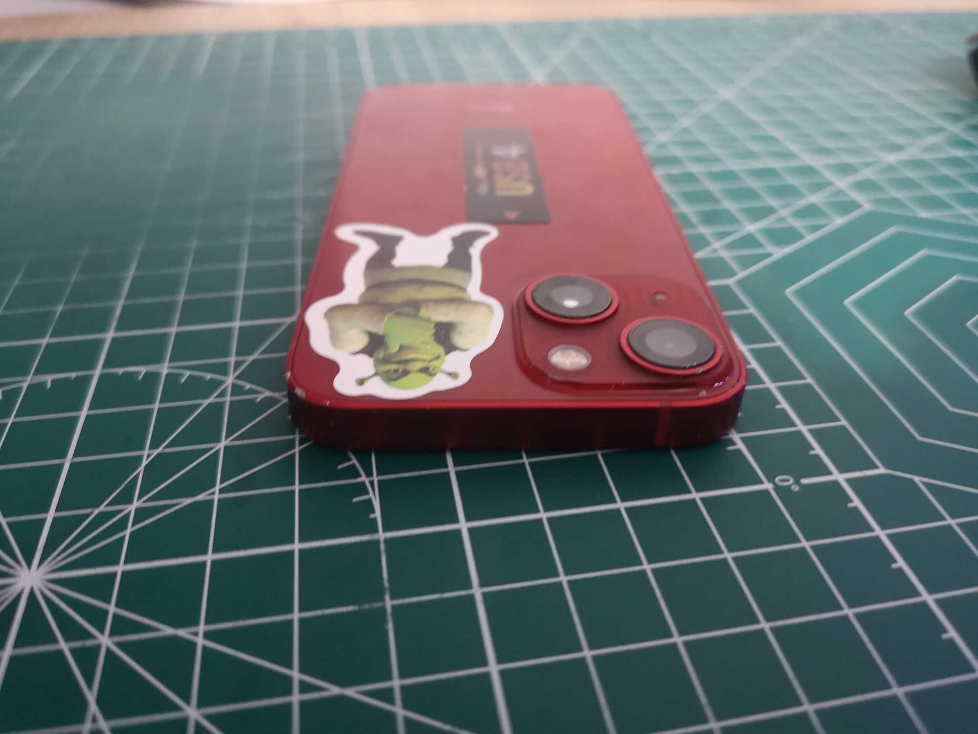 Vand iphone 13 mini 128gb red