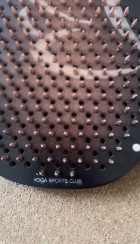 Дъска с медни пирони Sadhu Board – ръчно изработена за йога и баланс