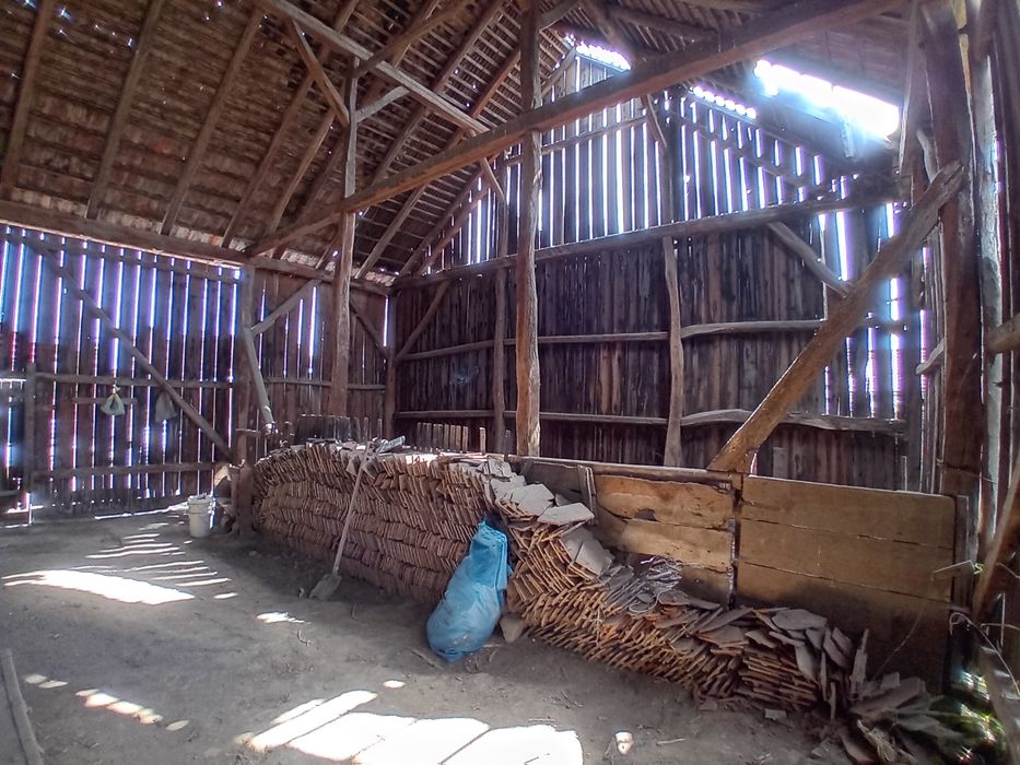 Șură din stejar de vânzare