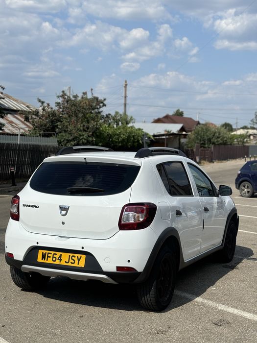Dezmembrez dacia sandero stepway