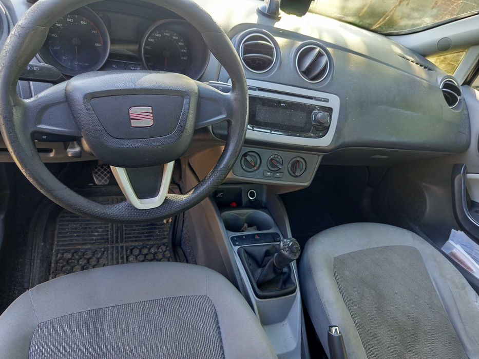 Продавам Сеат Ибиза