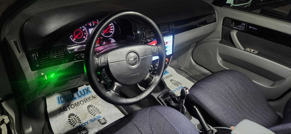 Жентра автомашинаси сотилади холати аъло