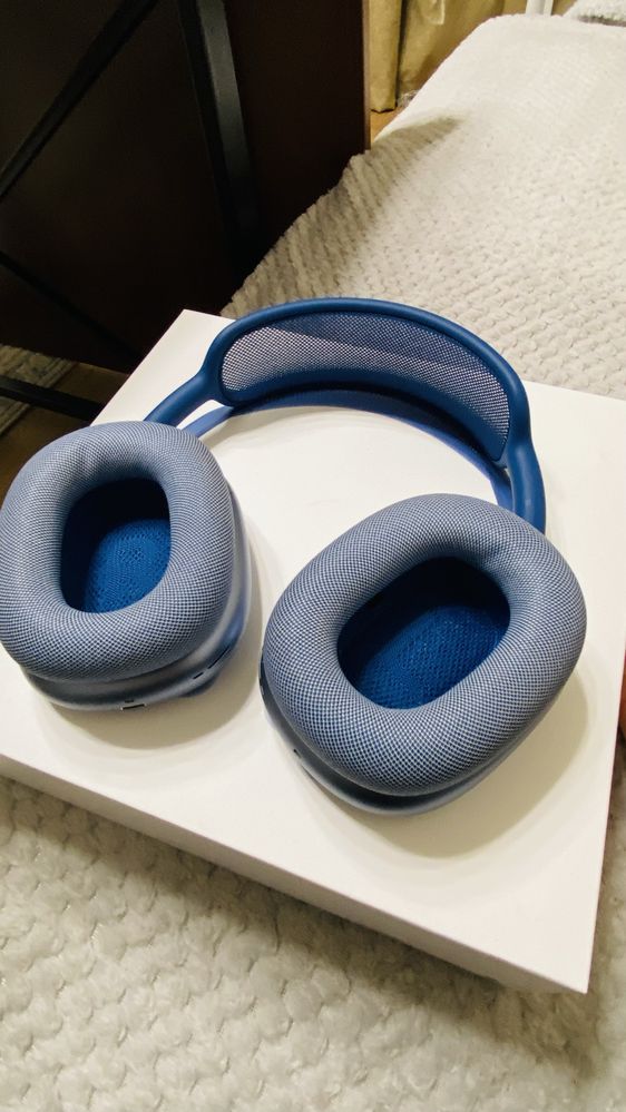 Продам Airpods Max