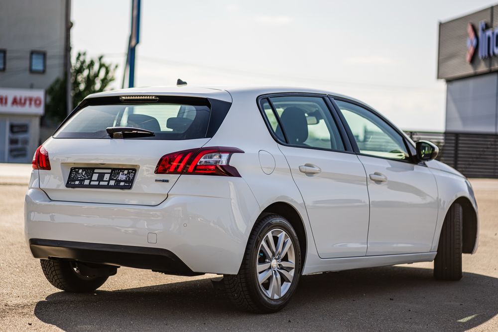 Peugeot 308 1.6bluehdi - AUTOMAT - euro 6 - 2016