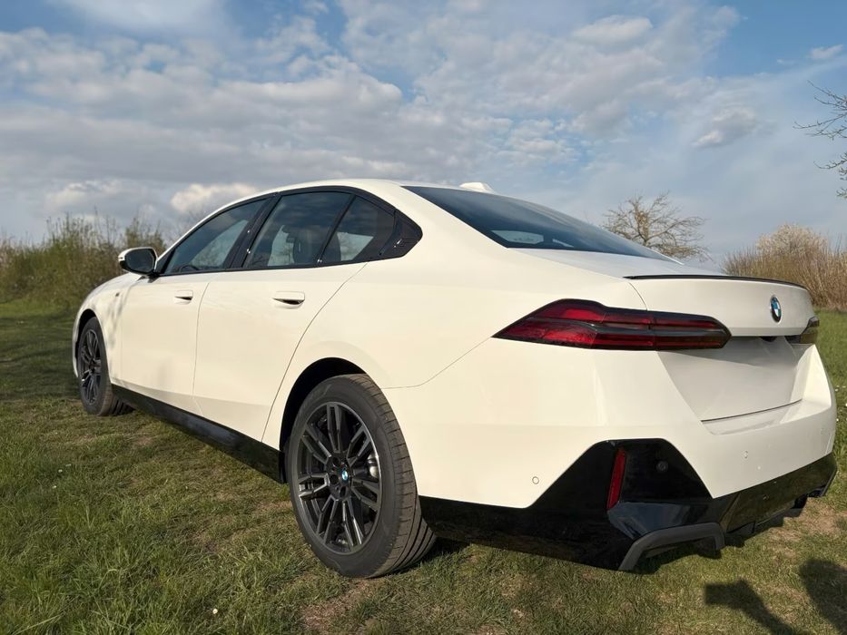 Dezmembrez BMW Seria 5 G60, G61 / i5 2.0 Diesel