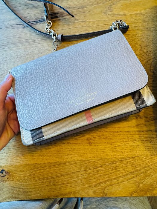 Burberry чанта crossbody естествена кожа
