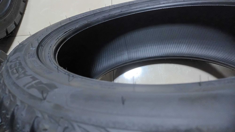 245/45 r19 Lassa Competus Winter2 + (зимние)