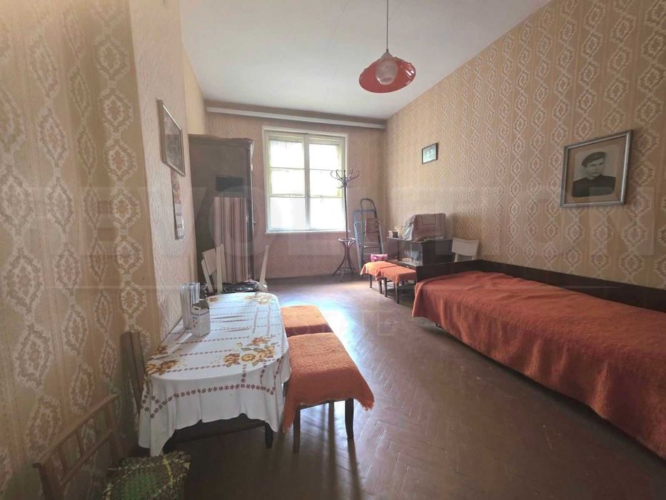 Двустаен апартамент в гр. Перник