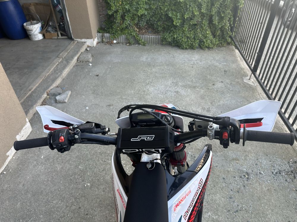 Husqvarna te449 стартер