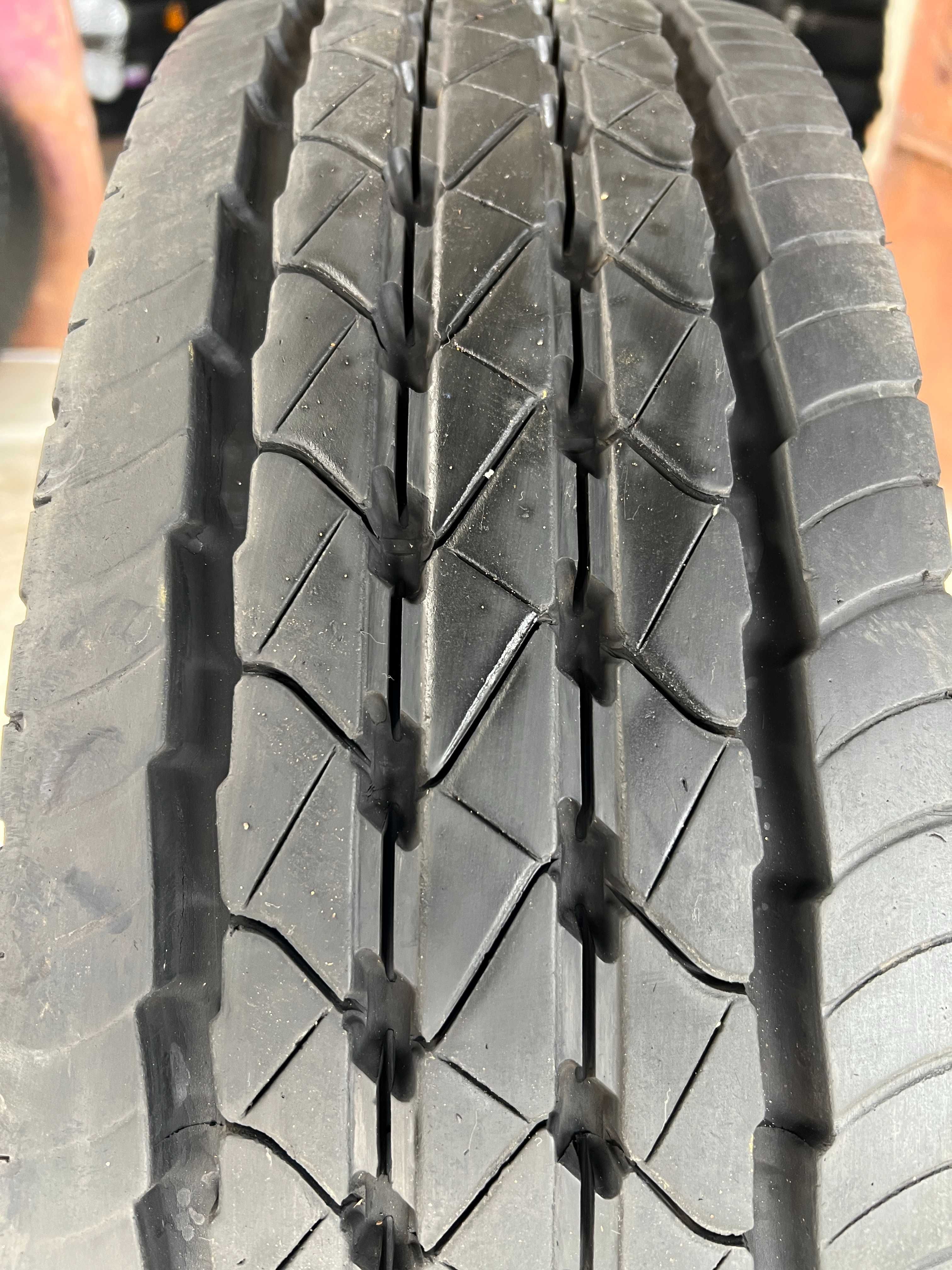 1 тежкотоварна гума 215/75R17.5 Goodyear KMaxS XL 128/126M M+S DOT3821