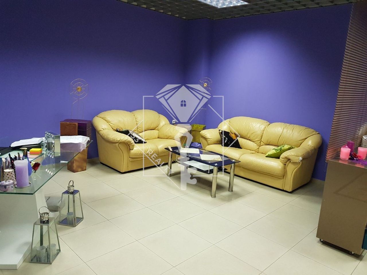 Продава се Офис в Пловдив, Каменица 1 - 50 кв.м за 678 €/кв.м - Снимка #2