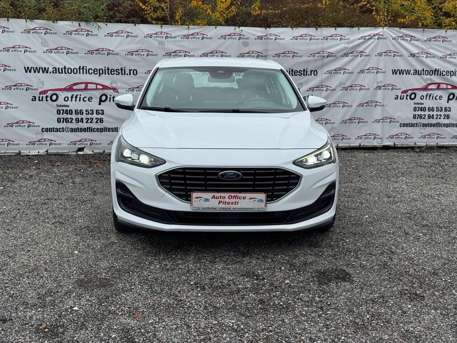 Ford Focus Model Nou,Tableta Mare,Far MultiBeam,Tva deductibil,Km reali,Garantie