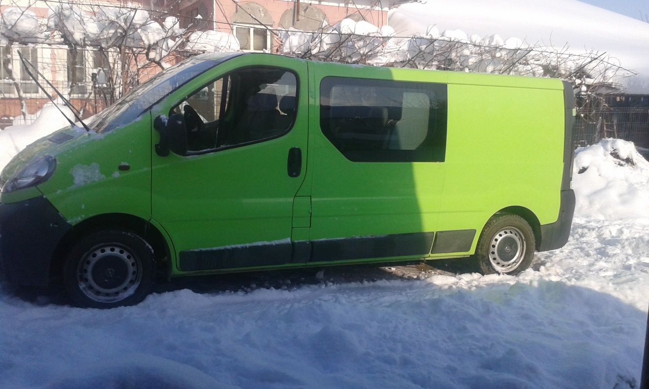Opel vivaro 1.9  2003