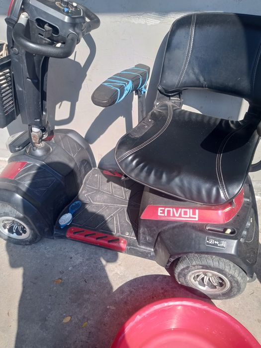 Cărucior electric
