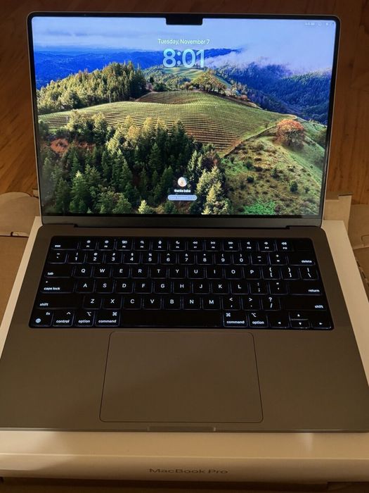Macbook pro m2 pro 120 fps 16/512 10 soatgacha yetadi quvati 10/10