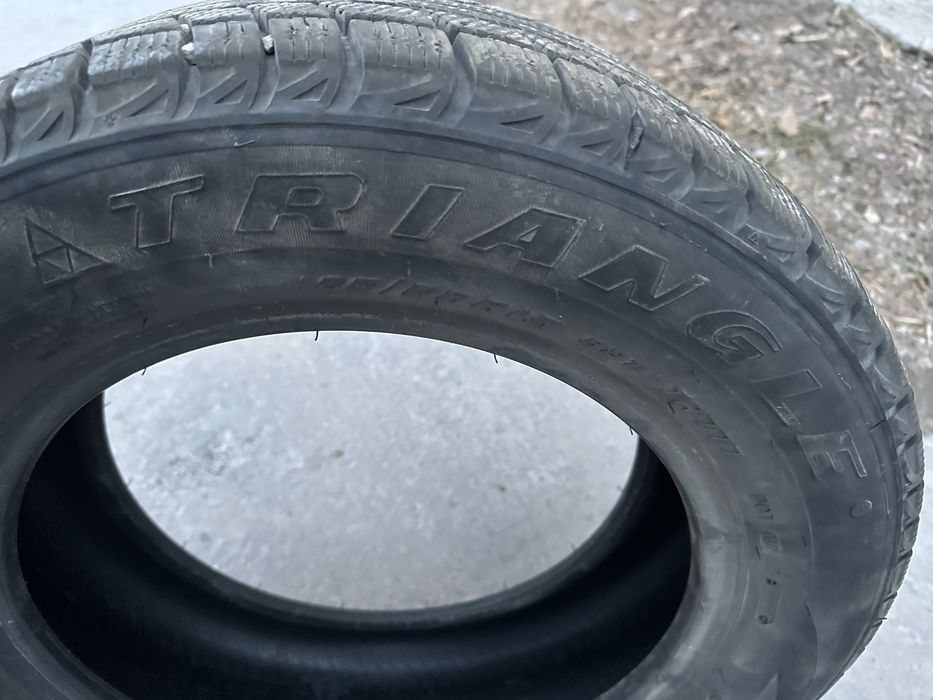 Шины зимние TRIANGLE 185/65/15 б/у