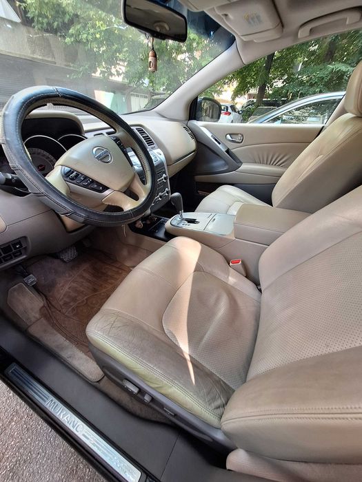 Джип Nissan Murano