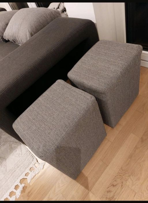 Canapea extensibilă cu spațiu pentru depozitare