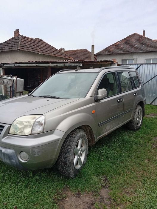 Vând nissan x-trail t30