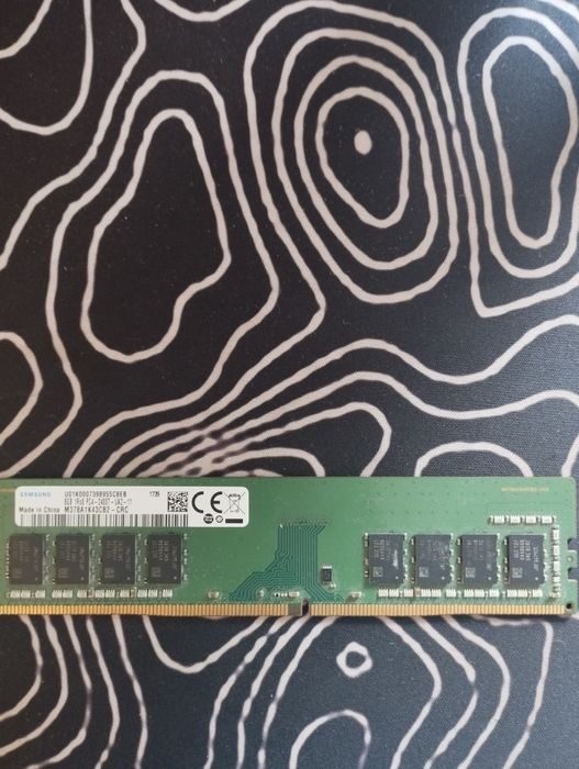 Vând Ram Samsung  8 Gb
