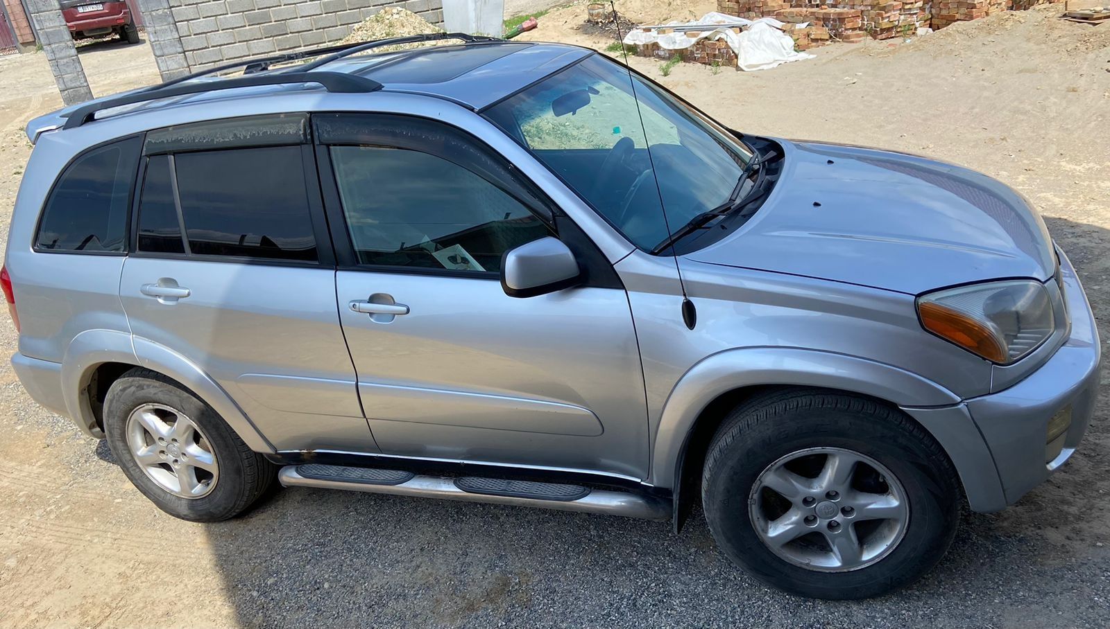 Toyota Rav4 2002года