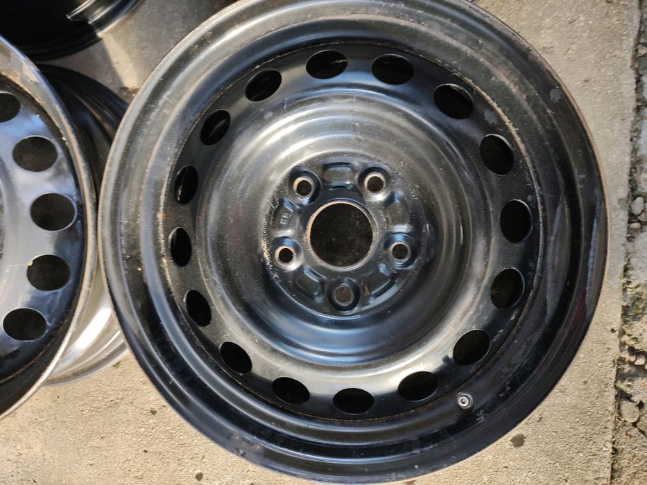 Vând Set Jante Tabla 5x114,3 R16 Duster Qashqai X-Trail Suzuki Mazda