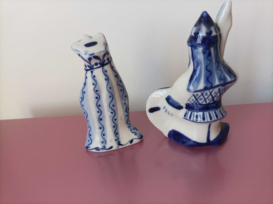 Старинни порцеланови фигурки на Гжел