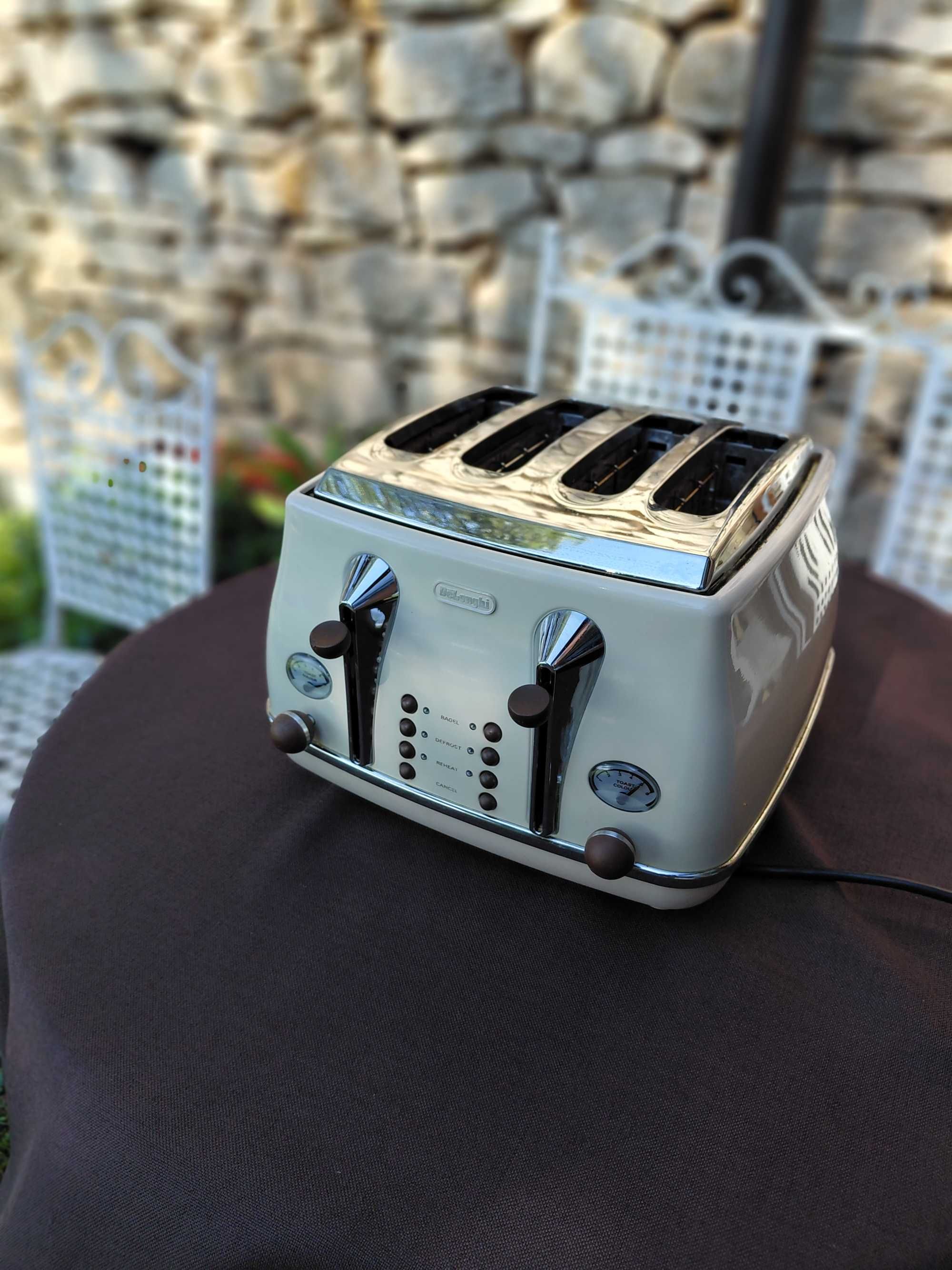 Тостер Delonghi CTOV4003, 1800W