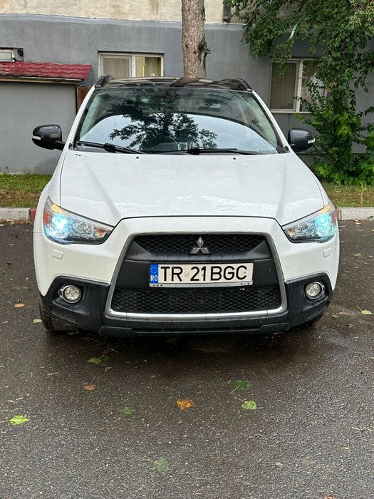 Vând Mitsubishi ASX 1.8 150 CP 2011