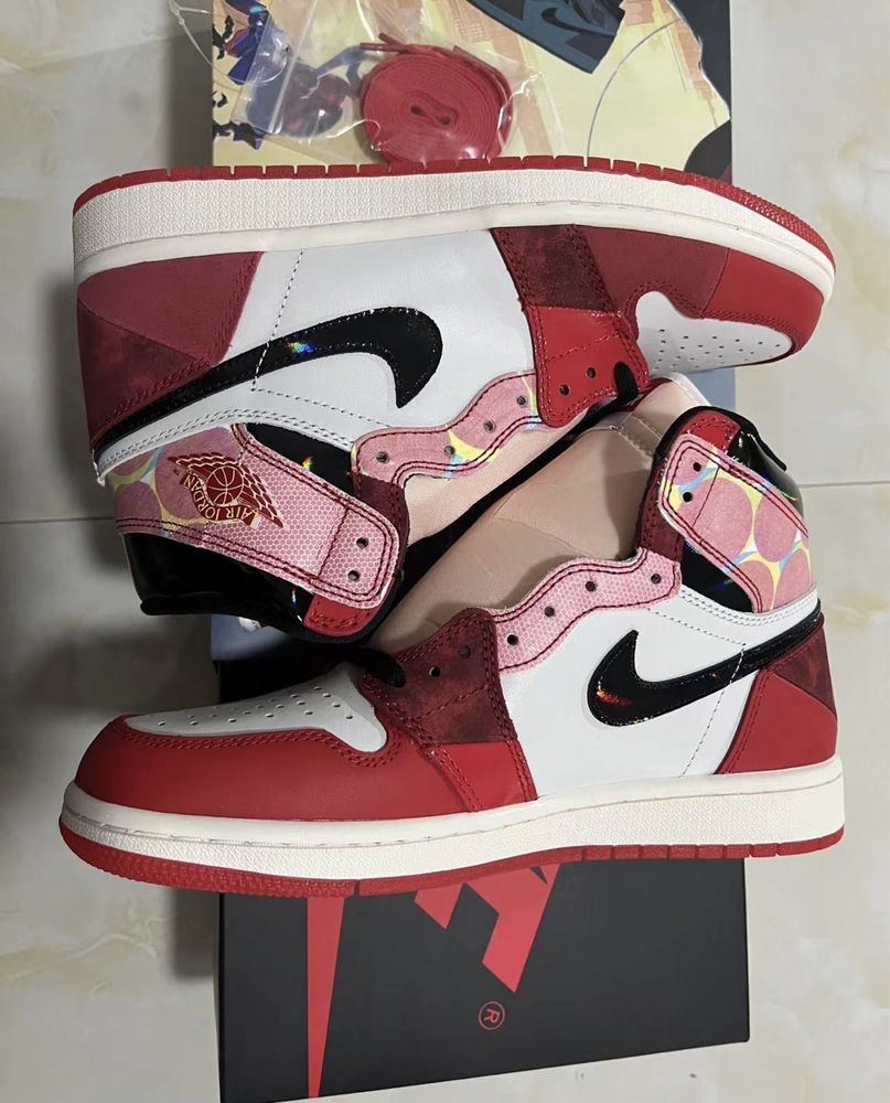 Air Jordan 1 Retro High "Spider-Man"