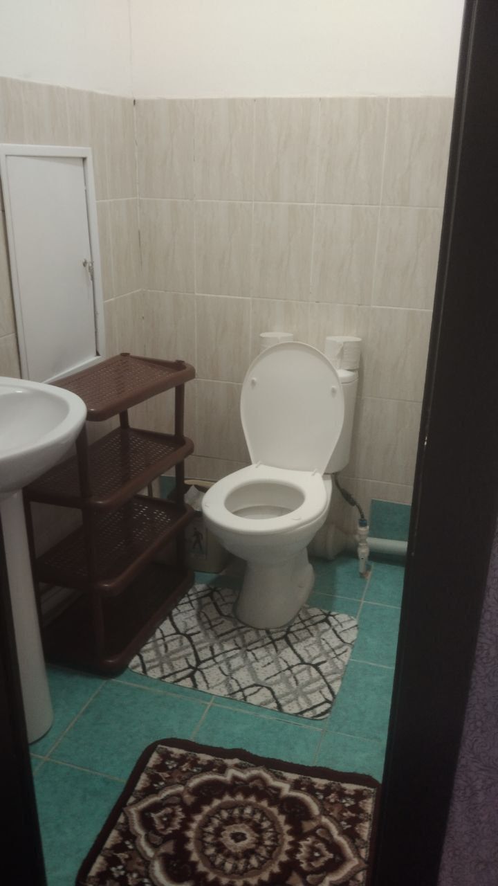 Kvartira qizlarga