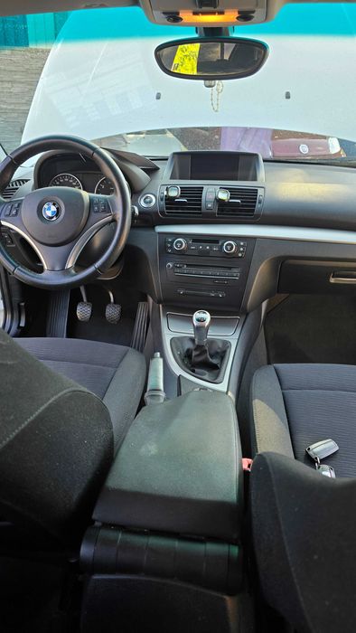 BMW SERIA 1 - 116i benzina stare bună 176000 km