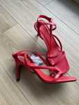 Sandale rosii Bershka