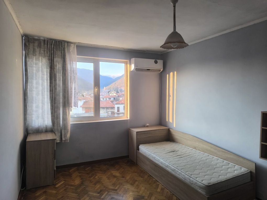 Дава се под наем Двустаен апартамент в Гурково - 74 кв.м за 127.5 € - Снимка #4