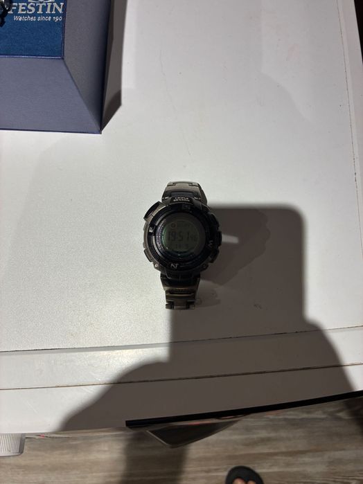 Часовник Casio pro trek