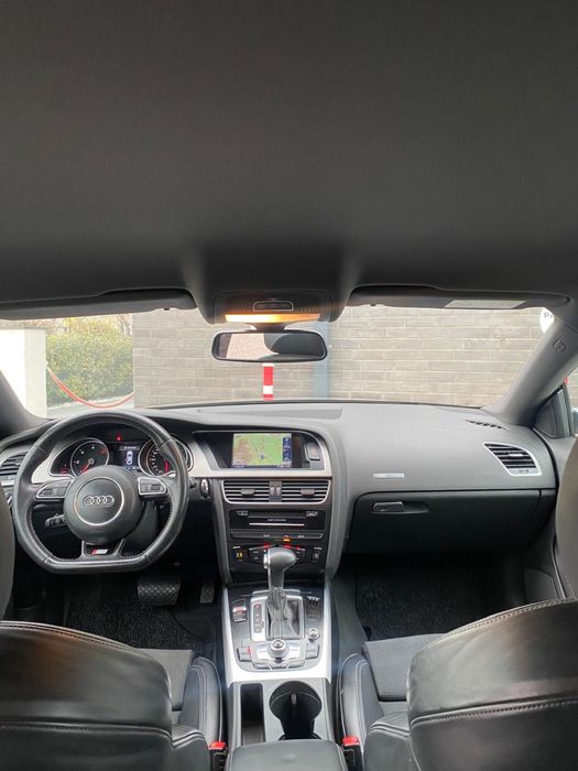 Aidi A5 S-line //Senzori Oglinzi/ Distronic / Scaune Electrice