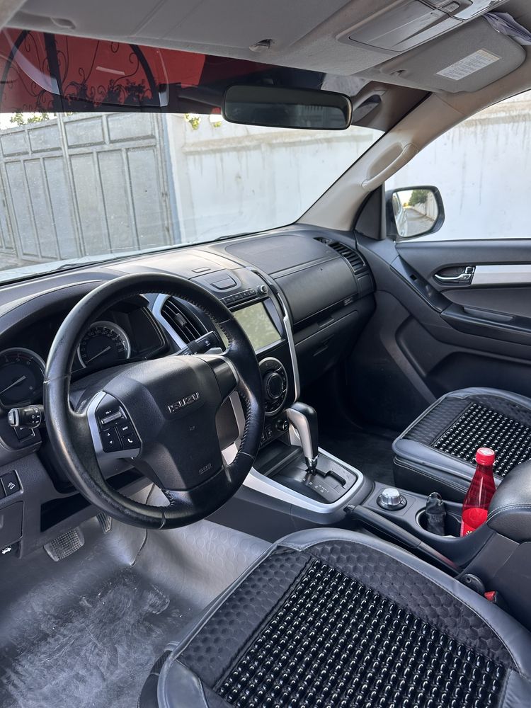 Продаётся Isuzu D max irbis