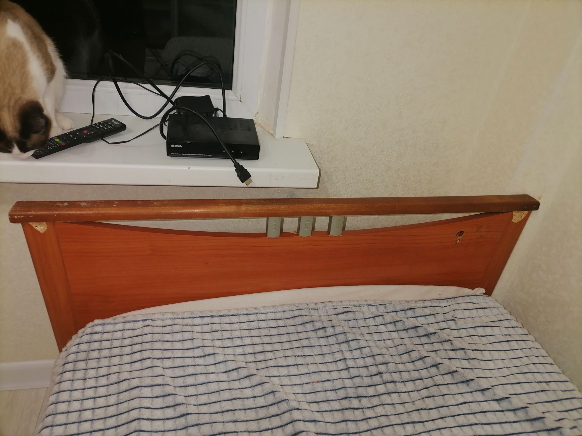 Продам кровать 1,5 сп