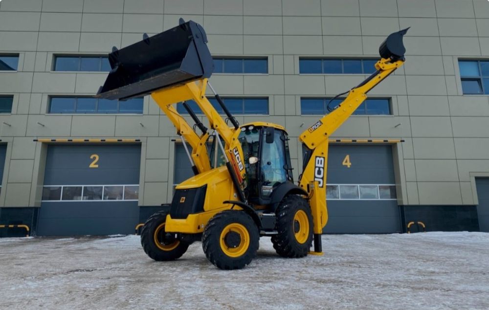 Услуги экскаватора-погрузчика с отбойником трактор JCB Гидромек
