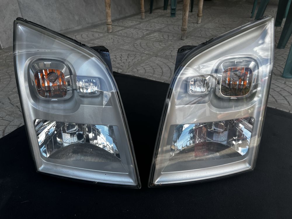 Фарове Ford Transit 2008