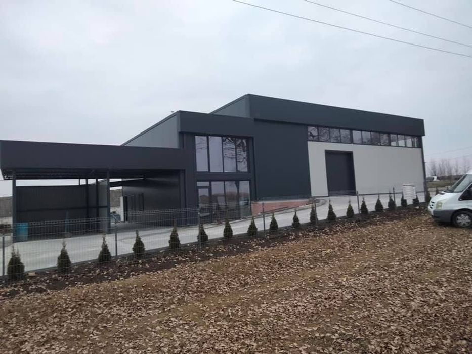 Vand Hala Metalica completa cu panouri sandwich atic