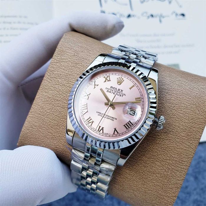 Дамски Rolex Oyster Datejust Roman с автоматичен механизъм