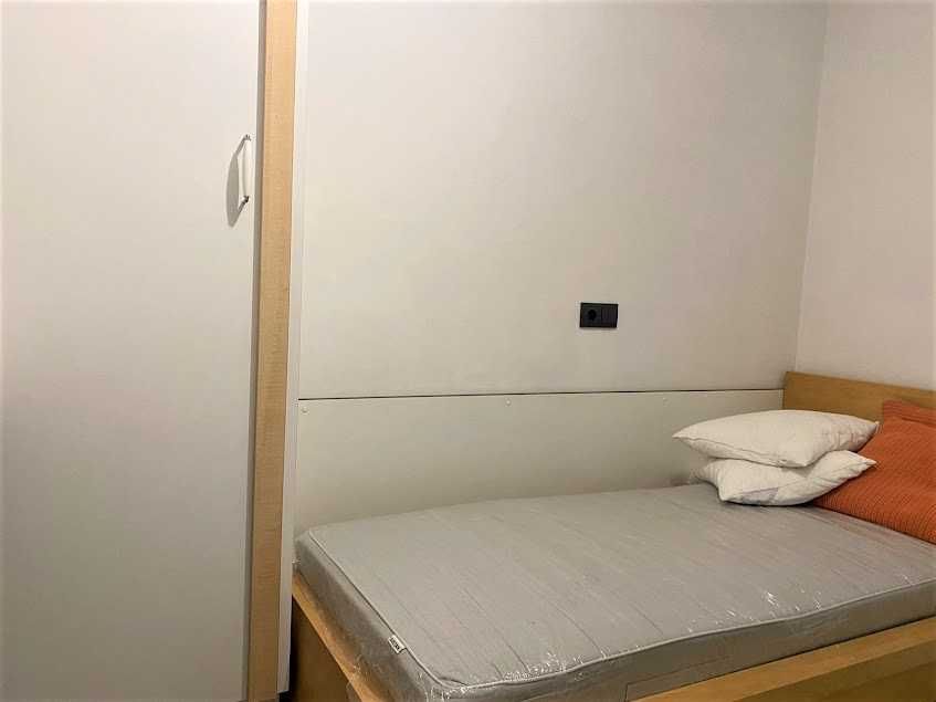 Дава се под наем Едностаен апартамент в София, Център - 19 кв.м за 254.49 € - Снимка #3