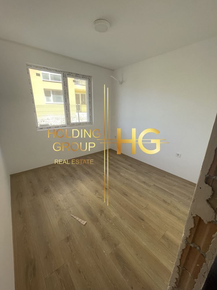 Продава се Двустаен апартамент в Варна, м-т Пчелина - 55 кв.м за 1592 €/кв.м - Снимка #12