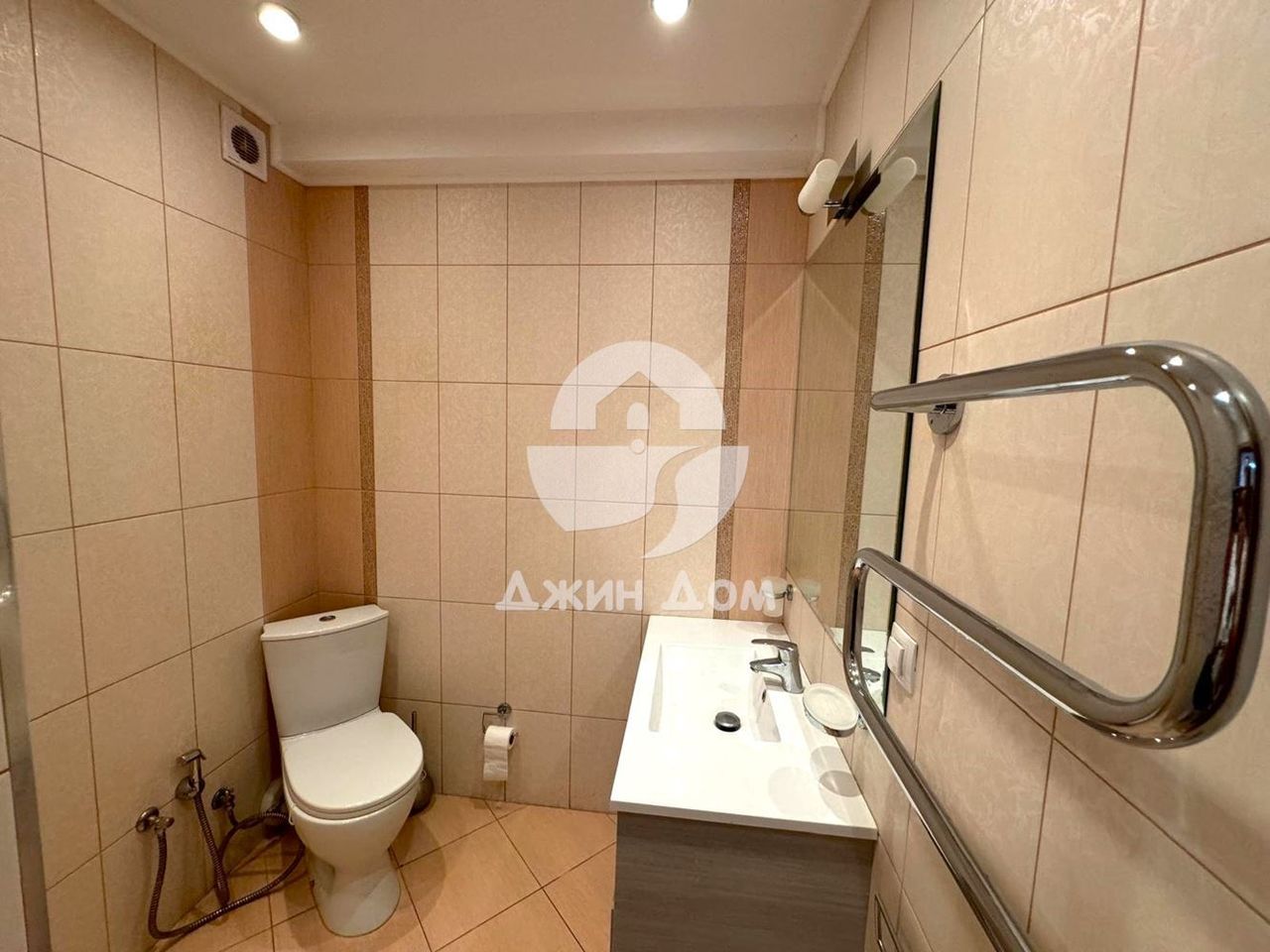 Продава се Тристаен апартамент в Бургас, Сарафово - 119 кв.м за 1841 €/кв.м - Снимка #6