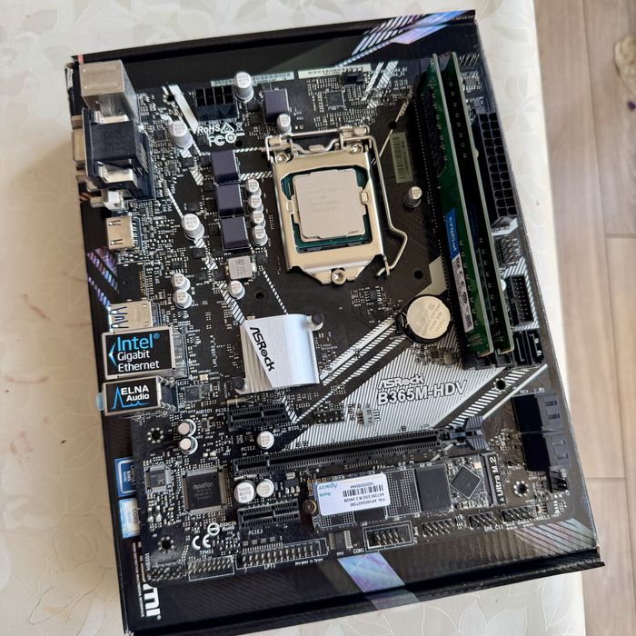 i5 9400F / 16GB RAM / 240gb SSD M2 / ASRosck B365M-HDV