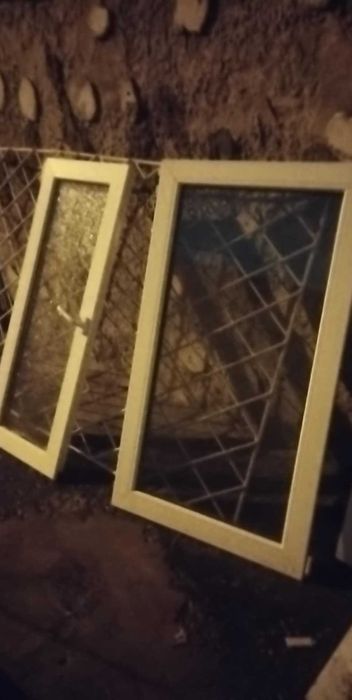 Vând geamuri termopan