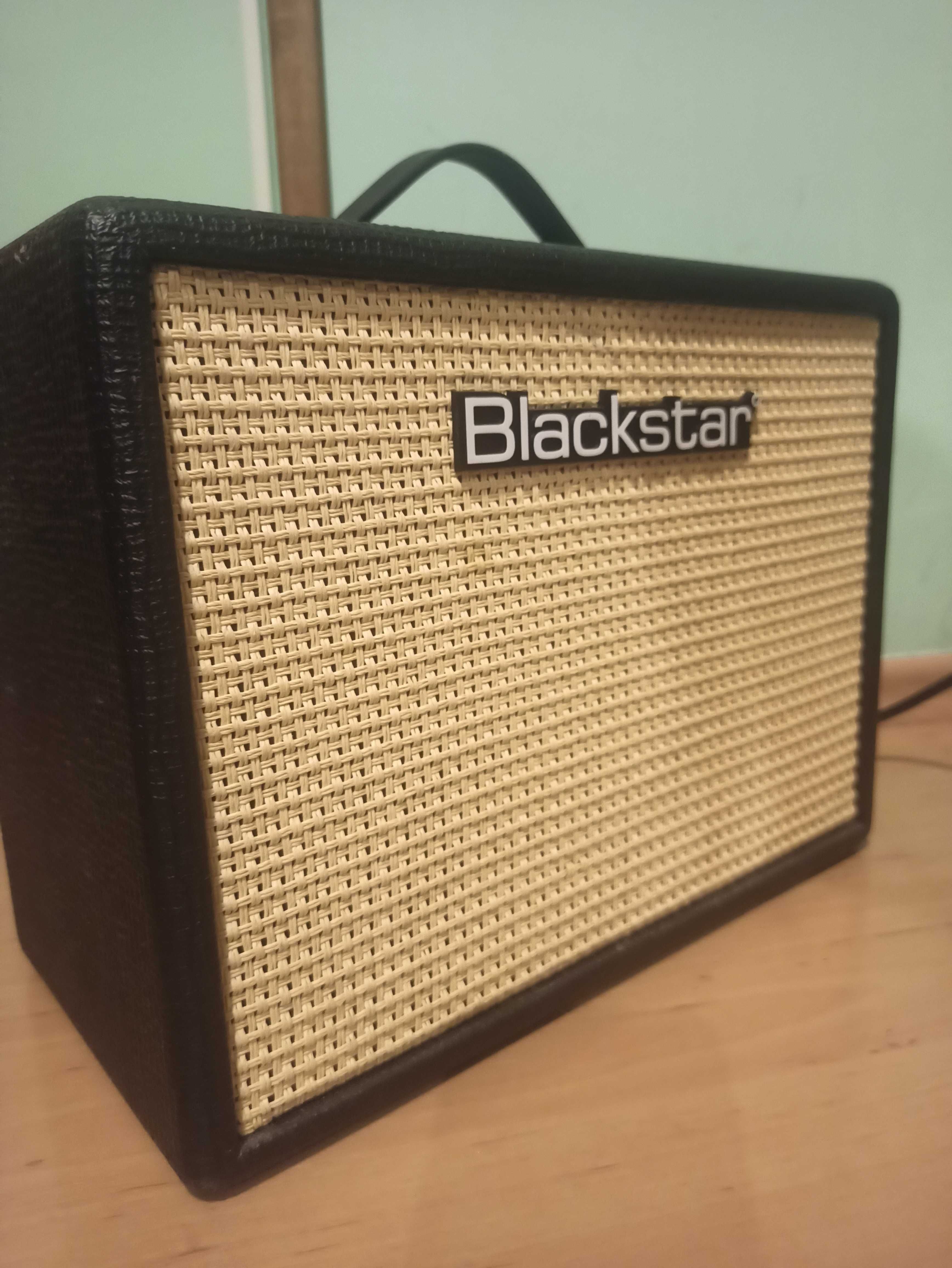 Усилвател Blackstar Debut 15E